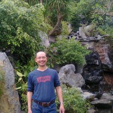 Thầy Uông Ngọc Minh